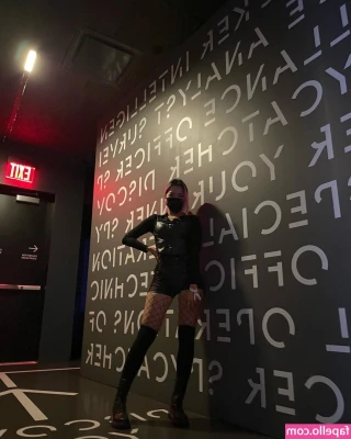 Plumy_ [ plumy ] - Veeery hot bed photo just for you guys 😘😈🍆🔞