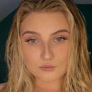 xoxoqueenquinnxoxo