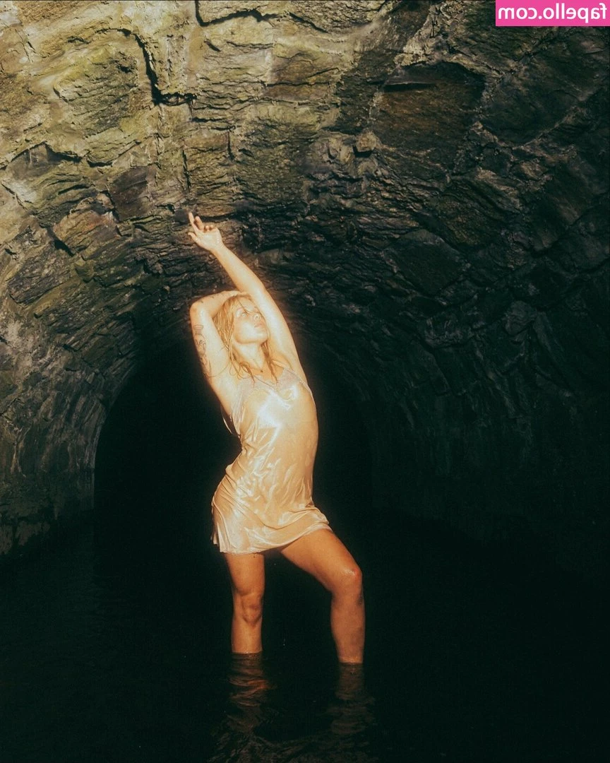 Eve Kovac [ eve-kovac ] - So happy to see all the feedback from my twerk practicing video.