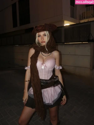 Ella Netzer [ ella-netzer ] - Now here’s a blonde version for the blue kitten