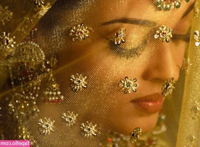 Aishwarya Rai [ aishwarya-rai ] - teaser for those who are missing me today 😙 looking at you, Jeff