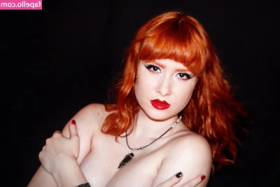 Greta Aurora [ greta-aurora ] - Posting content tonight here’s some naughty pics ✨