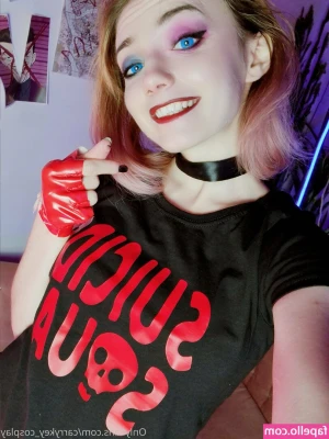 carrykey_cosplay [ carrykey-cosplay ] - As you can probably tell..the workout murdered me earlier 😂