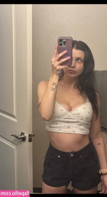 Smollbabey - Feeling playful wanna join me? Text me something nice and I send you