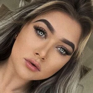 xlaura412