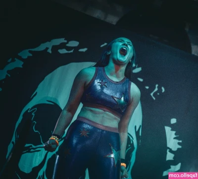 Izzy Moreno [ izzy-moreno ] - Cheerleader vibes. Who's going deep today?