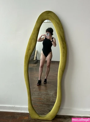 Labia Librarian [ labia-librarian ] - Just doing my stretches 😇🌈 [16 pics]