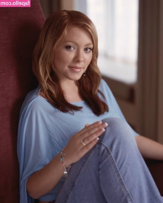 Natasha Hamilton [ natasha-hamilton ] - Who’s ready for my first spanish BG!?🔥🔥 @maximo_vip 🥵