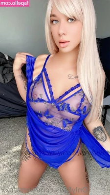 cierrafoxx - Not long to wait make sure your ready for 3 pm   xxx