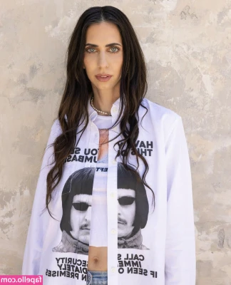 Hila Klein [ hila-klein ] - If only these pants fit properly 😡