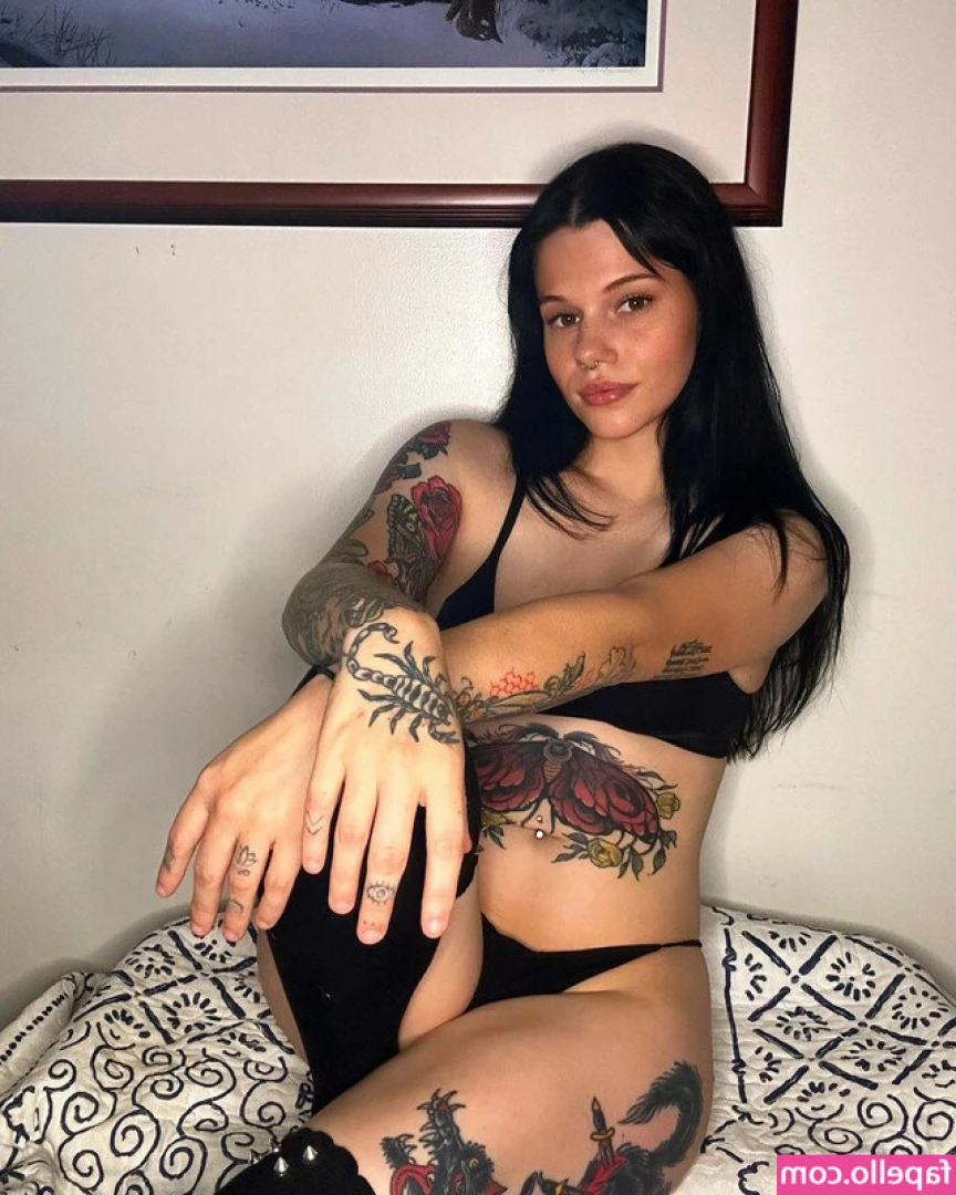 Caseyfirefly - I’ve been a bad girl, spank my booty 🍑 💥 🖐️