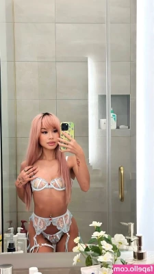 tinyyyk - Welcome to the family Mr Dildo      Mmmmm yummy    Exclusive Onlyfans