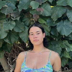 Zoe Vwd