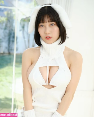 iocos69 - when you can’t decide if you wanna play with the large, medium or