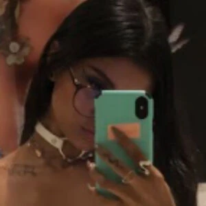 Bonnie_petite