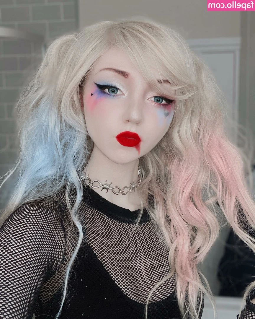 Denkachus [ denkachus-1 ] - The face of mid-leg day with Dr. Mike and Jared Feather 😂 Full