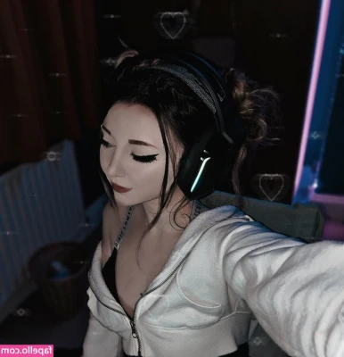 Denkachus [ denkachus-1 ] - Max loves when I wear my pink ice cream briefs!