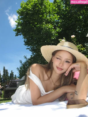 Kathy Zheng [ kathy-zheng-1 ] - Think you’re ready to bow down and worship Princess?