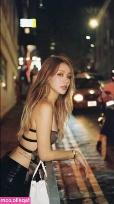 Kathy Zheng [ kathy-zheng-1 ] - See this pretty pussy squirt in your DMs now 🙈🥹