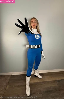 moderngomorrah [ moderngomorrah-8 ] - So in love with this bright blue bikini set with @andirosexxx ! Do