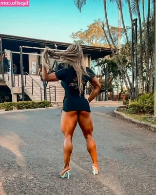 Cristaldo - I’m curious - what’s your favorite part of my body? 🥰👀