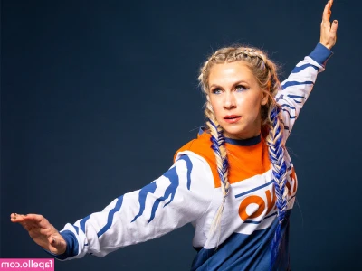 Ashley Eckstein [ ashley-eckstein ] - Dripping 💦