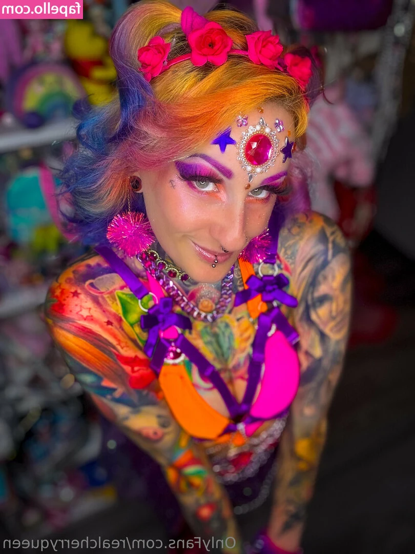 realcherryqueen - Will you be joining my live stream tomorrow night? 7 pm PST 🥰