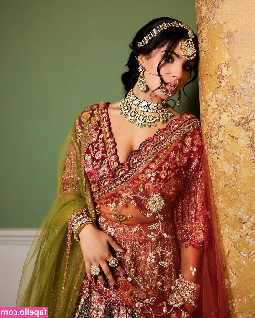 Jaya Thandi [ jaya-thandi ] - me and my house mate got freaky when we had the house to ourselves