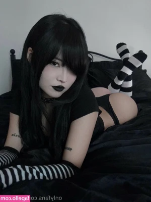 Dystorra [ dystorra-26 ] - BOOTY SHAKING, SPANKING AND CUMMIG AFTER MY WORKOUT 😜 ID#273 Back