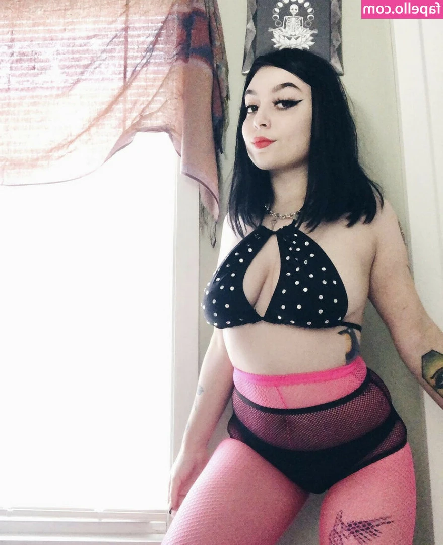 quaesitax - hiiii new subs🥰 this is my happy face, cause i’m happy you’re