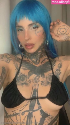 mmelissarabbit - Hello... If you are tipping me $5 so I can send you the HD video