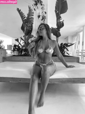 Jasmine Brownsword [ jasmine-brownsword-1 ] - I want my dick to get so huge it drags on the floor