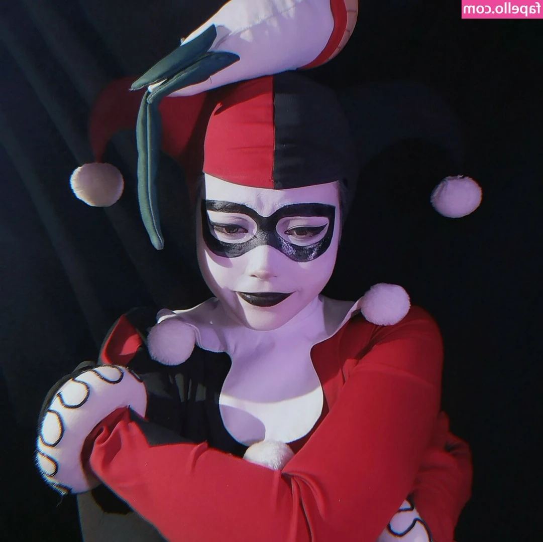 Livingdead_kev [ livingdead-kev ] - El almuerzo está listo para ti 🍽 mi polla y mi culo!