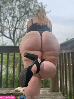 ASSZILLA - I am your sexy sunshine ☀️👅