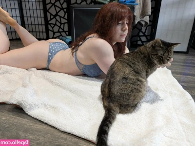 kitty_bit_games [ kitty-bit-games-1 ] - Titty tuesday