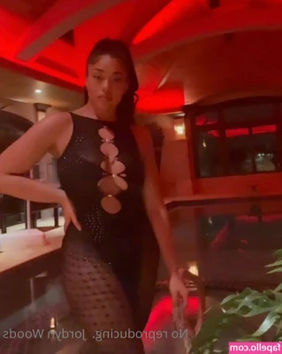 jordynwoods - Did you vote yet?