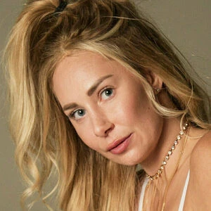 kelly-monroe