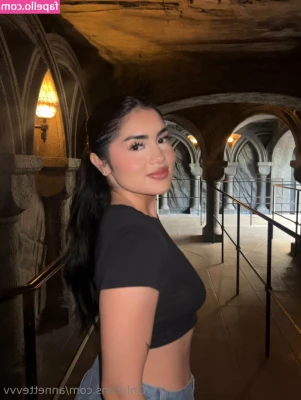 annettevvv - Felt cute, won't delete later. 😘