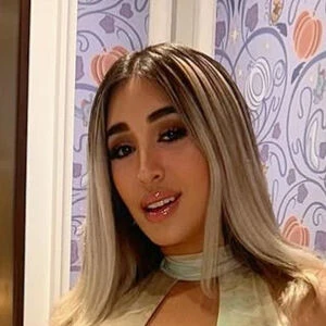 Queen Buenrostro
