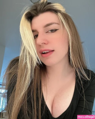 izzywinterz [ izzywinterz-1 ] - rub and squeeze my ass🍑