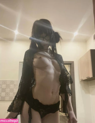 meowmeowcatlover - A little bit dirty ;)