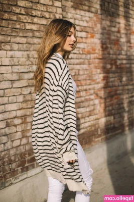 Camila Morrone [ camila-morrone ] - Raiding more than just tombs.