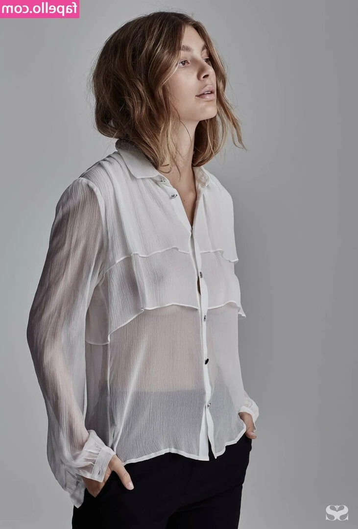 Camila Morrone [ camila-morrone ] - 🌸🐰HAPPY EASTER EVERYONE! Hope this makes your day part 1