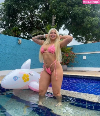 Dj Agatha [ dj-agatha ] - i m obsessed with my boobs i can t lie to y all  look at those