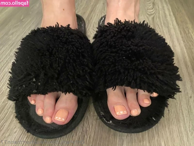 heidihartmann77 - What does inner boob count as