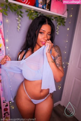 Ahquamarine [ ahquamarine-2 ] - Promise no more ass..🙊