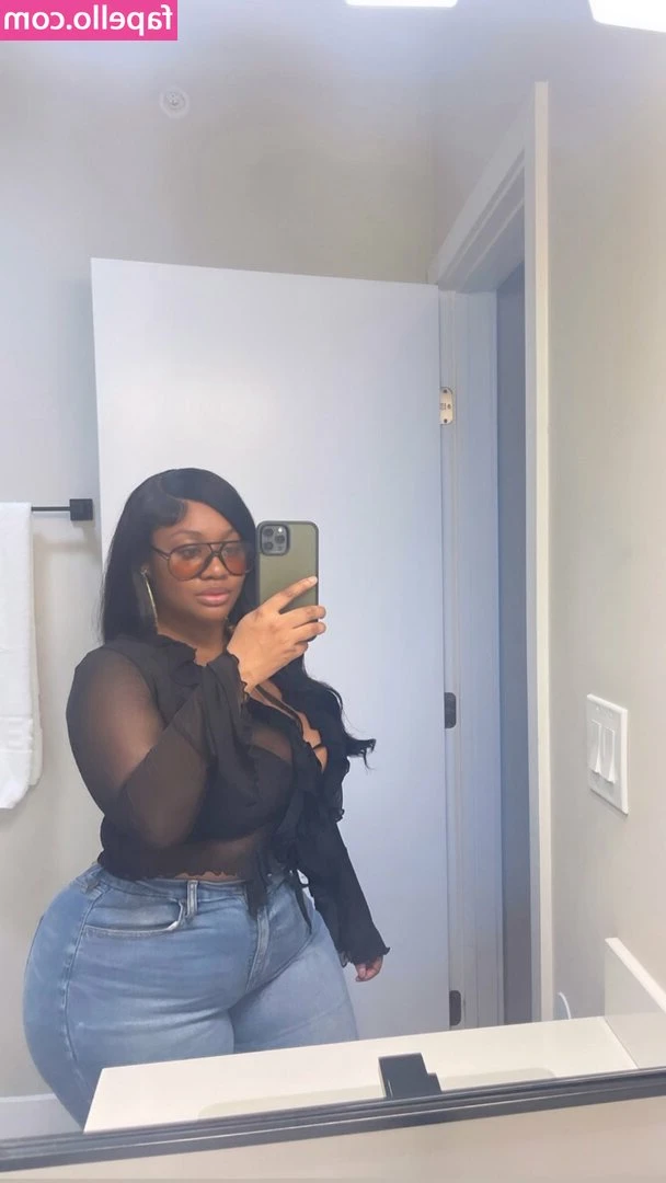 _Trillscott [ trillscott ] - Stream started at 06/18/2022 02:30 am
