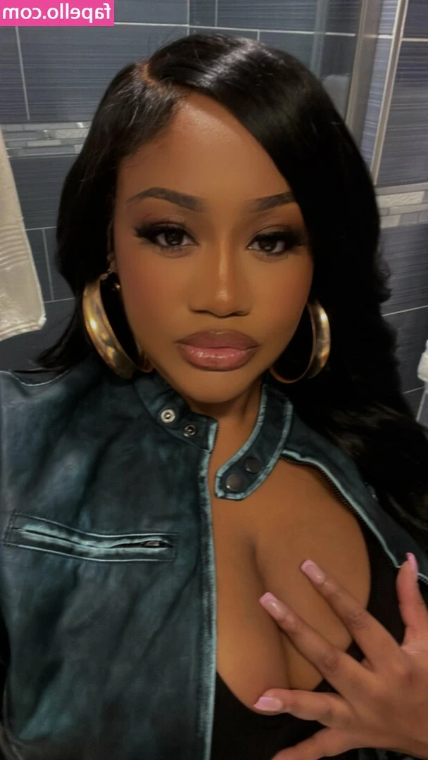 _Trillscott [ trillscott ] - SO. I have an app controlled toy. 😜 I’m thinking of testing it