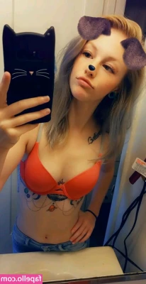 Damnwithaloudham - time to wank 🤫😈