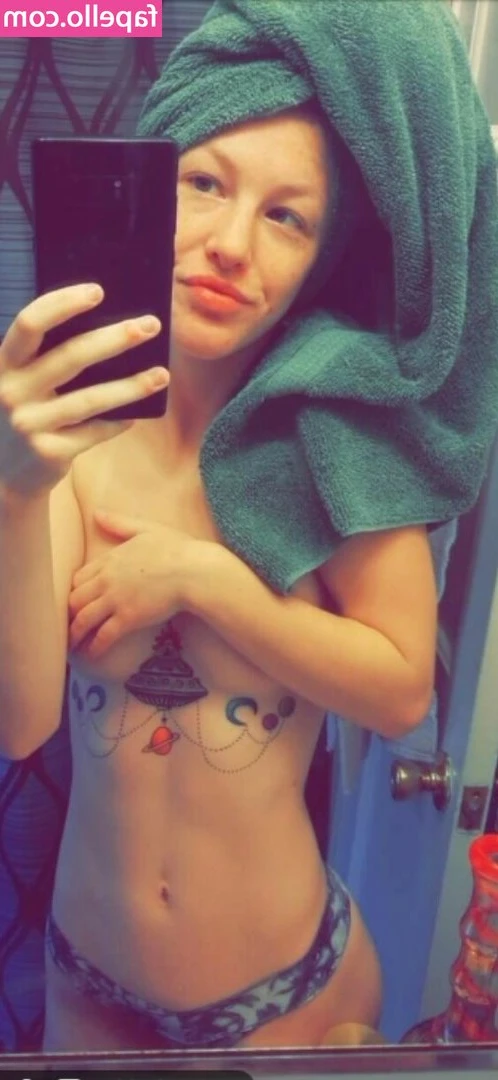 Damnwithaloudham - throwback photo since i'm still sick 5/?